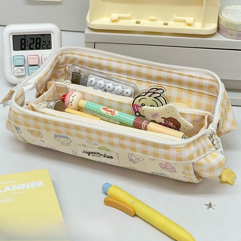 Nieuwe Bandai Tamagotchi Mamet - Case With Pencil Holder recensie en prijs